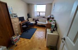 3 odalılar daire Scarborough'da, Kanada. C$866,000