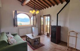 4 odalılar villa 300 m² Volterra'da, İtalya. 1,500,000 €