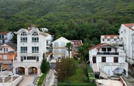 6 odalılar şehir içinde müstakil ev 280 m² Stoliv'da, Karadağ. 1,350,000 €