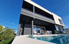 4 odalılar şehir içinde müstakil ev 270 m² Medulin'de, Hırvatistan. 1,390,000 €
