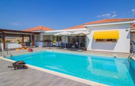 Villa – Agios Tychonas, Limasol, Kıbrıs. 2,500,000 €
