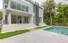 7 odalılar villa 399 m² Miami sahili'nde, Amerika Birleşik Devletleri. 2,481,000 €