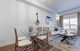 2 odalılar daire North York'da, Kanada. C$956,000