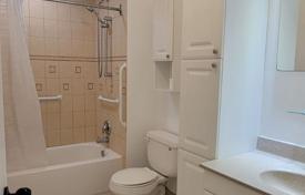 13 odalılar konak North York'da, Kanada. C$1,539,000