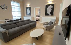 3 odalılar daire 111 m² District IX (Ferencváros)'da, Macaristan. 450,000 €