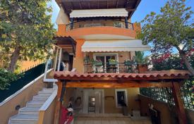 4 odalılar konak 170 m² Atina'da, Yunanistan. 350,000 €