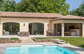 5 odalılar villa Grimaud'da, Fransa. 3,880,000 €