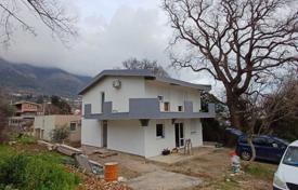 4 odalılar şehir içinde müstakil ev 180 m² Sutomore'de, Karadağ. 190,000 €