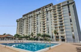 2 odalılar kondominyumda daireler 98 m² North Miami'de, Amerika Birleşik Devletleri. $259,000
