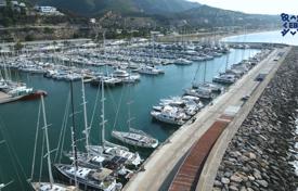 4 odalılar şehir içinde müstakil ev 328 m² Castelldefels'te, İspanya. 2,990,000 €