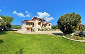 9 odalılar villa 350 m² Mora'da, Yunanistan. 700,000 €