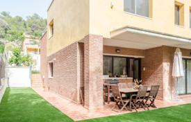 4 odalılar konak 185 m² Castelldefels'te, İspanya. 830,000 €