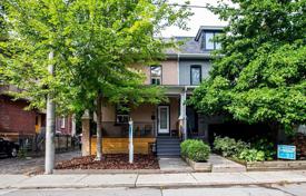 6 odalılar konak Old Toronto'da, Kanada. C$1,488,000