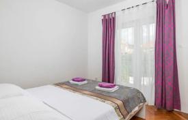 10 odalılar şehir içinde müstakil ev 250 m² Primorje-Gorski Kotar County'da, Hırvatistan. 590,000 €