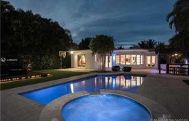 5 odalılar villa 276 m² Miami sahili'nde, Amerika Birleşik Devletleri. $2,225,000