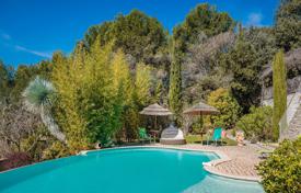 Yazlık ev – Lourmarin, Provence - Alpes - Cote d'Azur, Fransa. 890,000 €