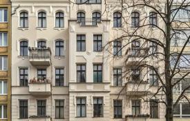 Satılık kiralanabilir daire – Charlottenburg-Wilmersdorf, Berlin, Almanya. 445,000 €