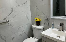 3 odalılar şehir içinde müstakil ev 125 m² Miami'de, Amerika Birleşik Devletleri. $540,000