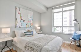 4 odalılar daire Old Toronto'da, Kanada. C$893,000