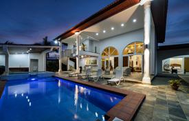 3 odalılar villa 1624 m² Panama City'da, Panama. $1,200,000