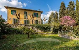 Arsa Bucine'de, İtalya. 790,000 €