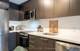 4 odalılar daire Etobicoke'de, Kanada. C$724,000