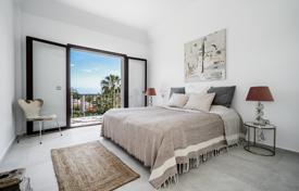 9 odalılar villa 441 m² Marbella'da, İspanya. 2,595,000 €