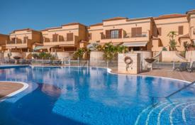 4 odalılar yazlık ev 244 m² Costa Adeje'de, İspanya. 825,000 €