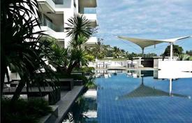 Daire – Surin Beach, Phuket, Tayland. $429,000