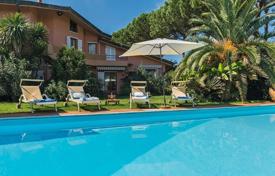 Villa – Camaiore, Toskana, İtalya. 9,700 € haftalık