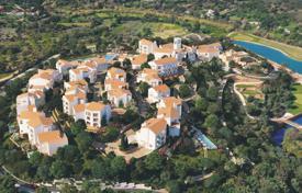 3 odalılar satılık kiralanabilir daire 270 m² Faro (city)'da, Portekiz. 805,000 €