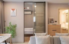 2 odalılar kondominyumda daireler Watthana'da, Tayland. $248,000