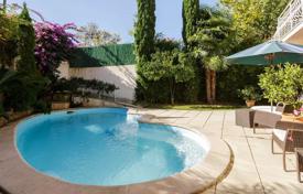 Villa – Juan-les-Pins, Antibes, Cote d'Azur (Fransız Rivierası),  Fransa. $4,800 haftalık