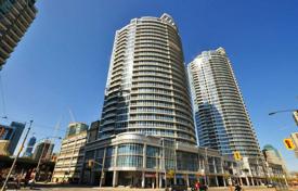 2 odalılar daire Queens Quay West'da, Kanada. C$992,000