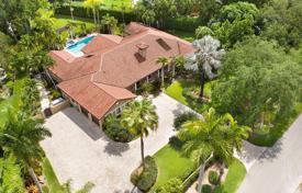 Villa – Pinecrest, Florida, Amerika Birleşik Devletleri. $1,999,000