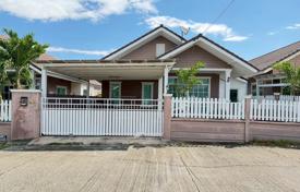 3 odalılar villa 300 m² Pattaya'da, Tayland. $101,000