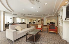 5 odalılar daire North York'da, Kanada. C$817,000