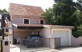 7 odalılar şehir içinde müstakil ev 180 m² Sukošan'da, Hırvatistan. 650,000 €