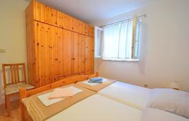 5 odalılar şehir içinde müstakil ev 130 m² Primorje-Gorski Kotar County'da, Hırvatistan. 455,000 €