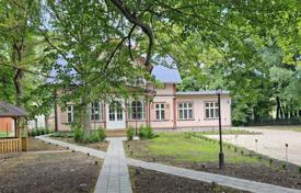 12 odalılar daire 389 m² Jurmalas pilseta'da, Letonya. 755,000 €