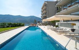 4 odalılar daire 120 m² Dobrota'da, Karadağ. 570,000 €