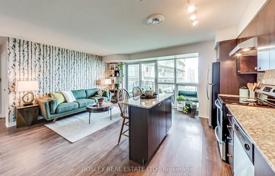4 odalılar daire Etobicoke'de, Kanada. C$692,000