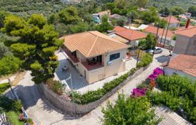 4 odalılar şehir içinde müstakil ev 185 m² Lefkas'da, Yunanistan. 420,000 €