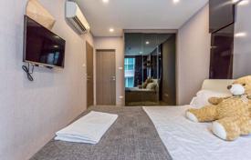 1 odalılar kondominyumda daireler Watthana'da, Tayland. $153,000
