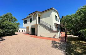 4 odalılar villa 230 m² Castiglione della Pescaia'da, İtalya. 1,150,000 €