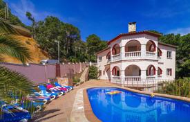 Villa – Lloret de Mar, Katalonya, İspanya. 702,000 €