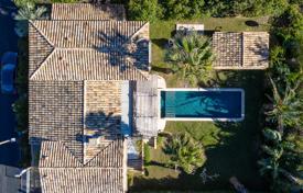 8 odalılar villa Saint-Tropez'de, Fransa. 5,995,000 €