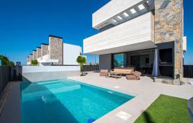 Villa – Los Alcazares, Murcia, İspanya. 460,000 €