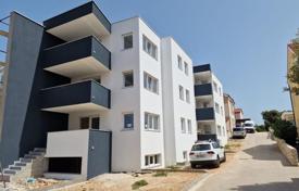 3 odalılar yeni binada daireler 72 m² Mandre'de, Hırvatistan. 155,000 €