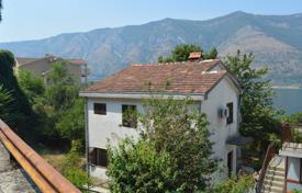 Villa – Dobrota, Kotor, Karadağ. 322,000 €
